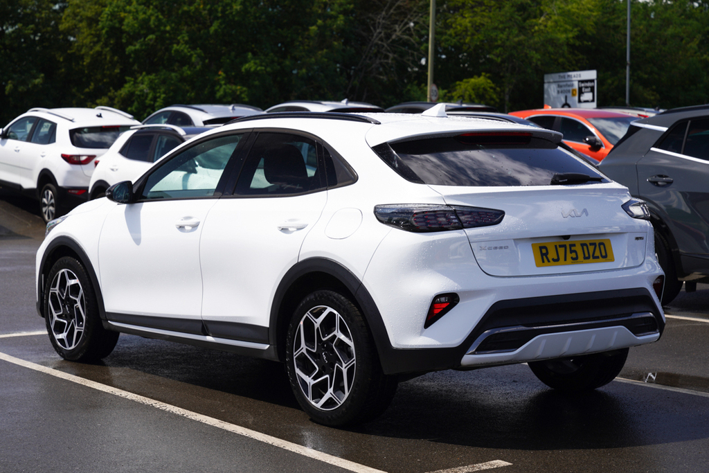 Kia Xceed 1.0T Gdi Isg 113 Gt-line RJ75DZO White #3