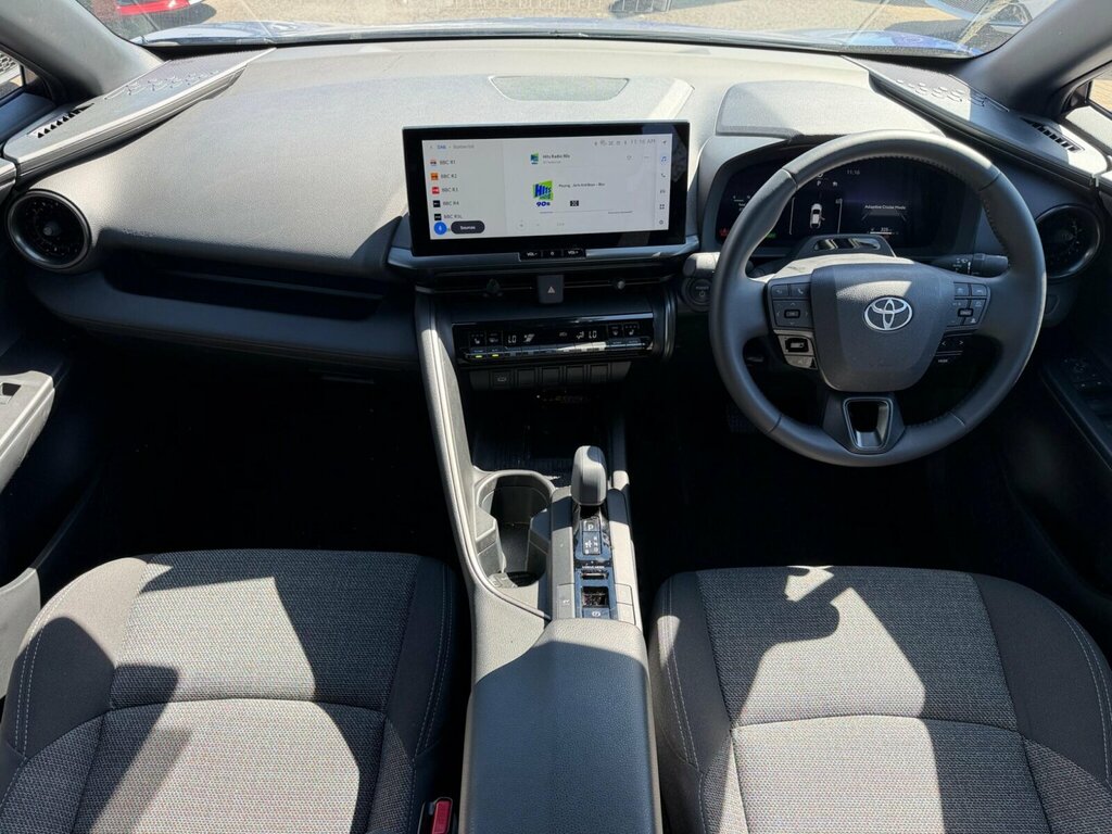Toyota C-Hr 1.8 Hybrid Design Cvt RJ75XYS Black #2