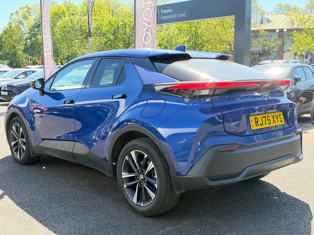 Toyota C-Hr 1.8 Hybrid Design Cvt RJ75XYS Black #4