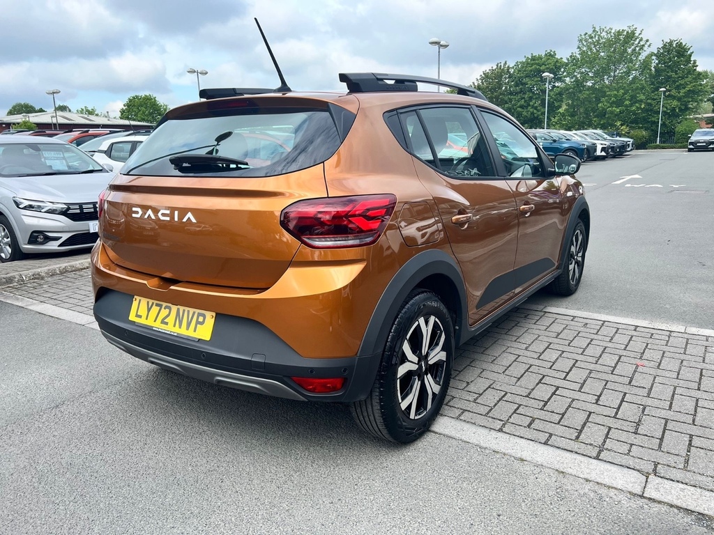 Dacia Sandero Stepway 1.0 Tce Journey Cvt LY72NVP Orange #2
