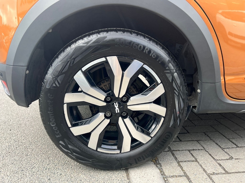 Dacia Sandero Stepway 1.0 Tce Journey Cvt LY72NVP Orange #5