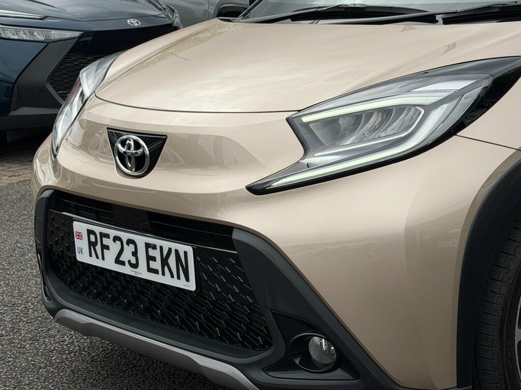 Toyota Aygo X 1.0 Vvt-i Exclusive RF23EKN Beige #5