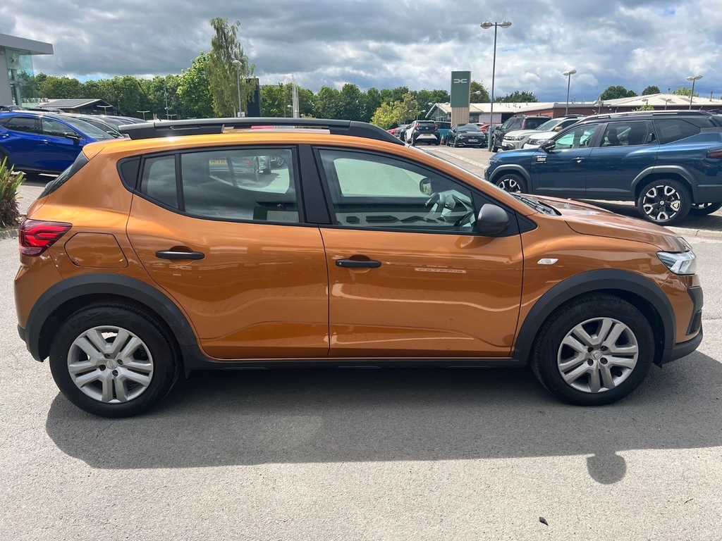 Dacia Sandero Stepway 1.0 Tce Essential CJ72LZU Orange #4