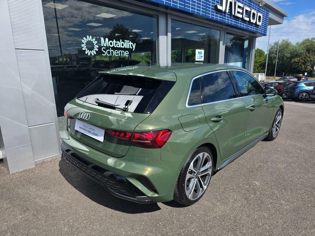 Audi A3 35 Tfsi S Line S Tronic WT74DDE Green #3