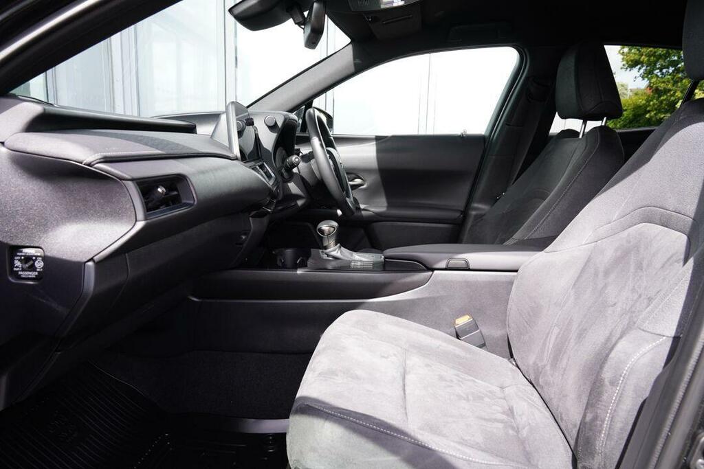 Lexus UX 250H Premium Touch Screen 18 Alloys RV23DHN Black #6
