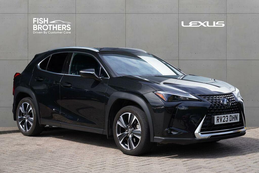 Lexus UX 250H Premium Touch Screen 18 Alloys Black