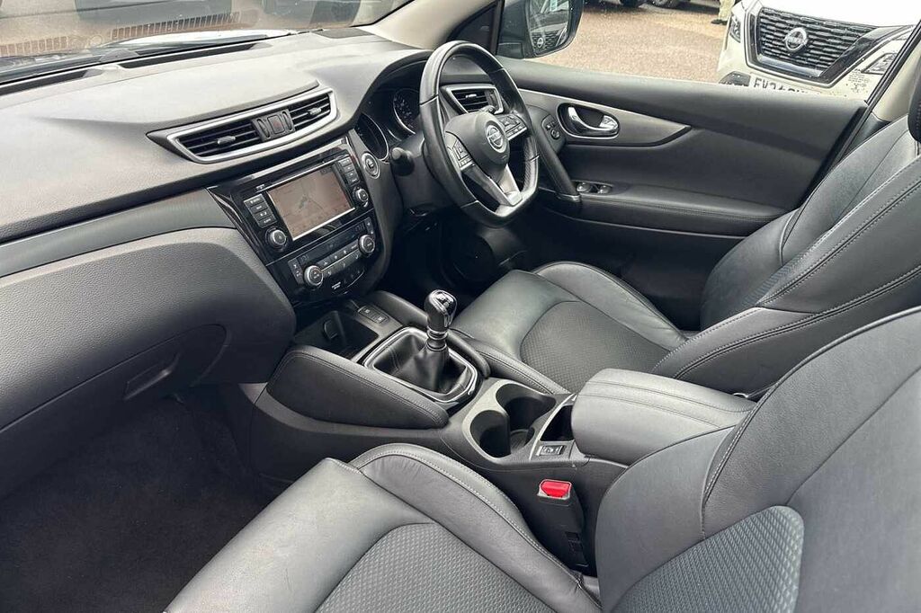 Nissan Qashqai 1.3 Dig-t Tekna VA69UNM Grey #2