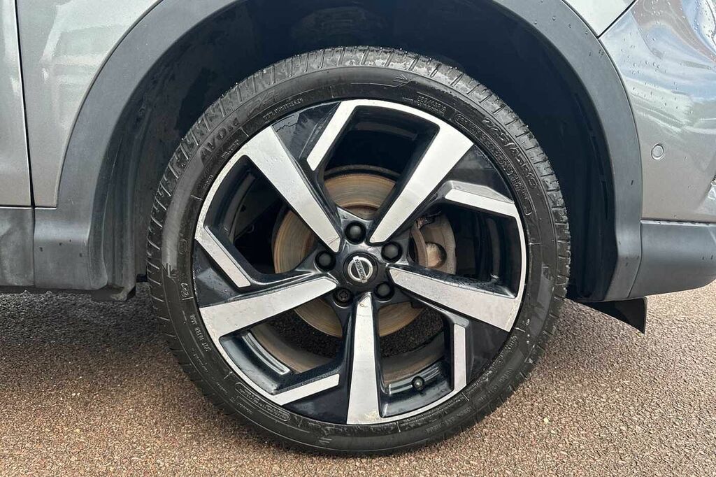 Nissan Qashqai 1.3 Dig-t Tekna VA69UNM Grey #5