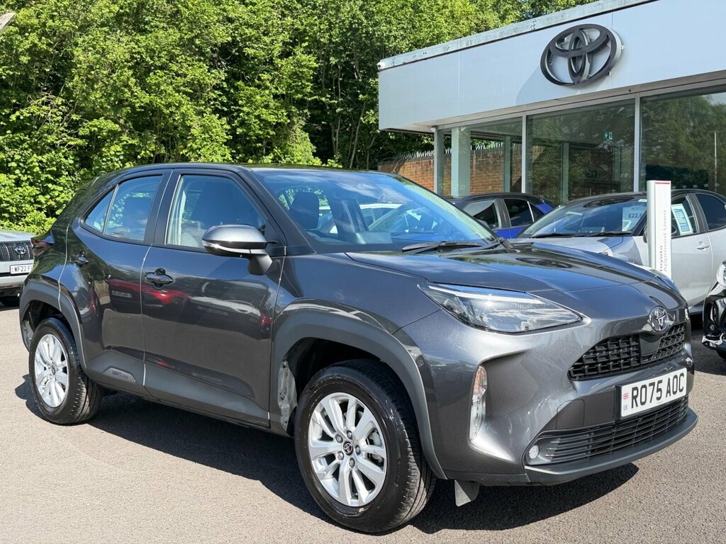 Toyota Yaris Cross 1.5 Hybrid Icon Cvt Grey