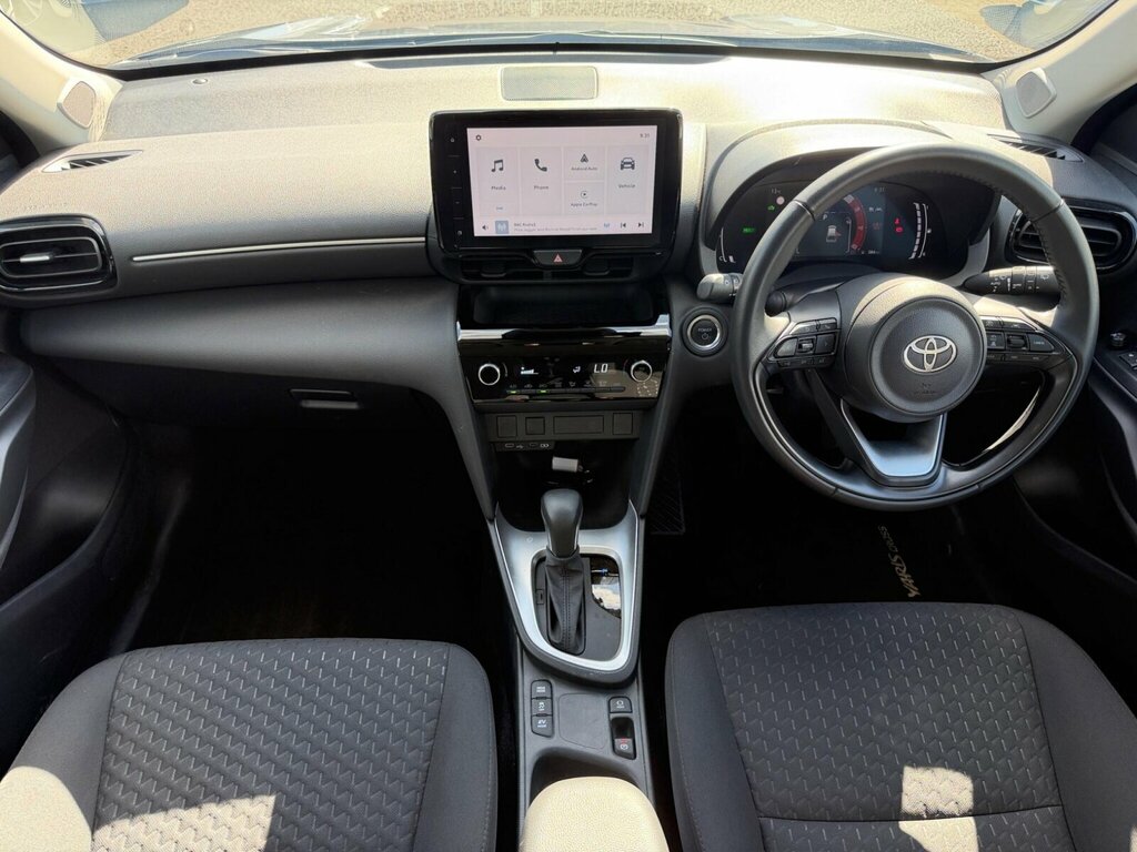 Toyota Yaris Cross 1.5 Hybrid Icon Cvt RO75AOC Grey #2