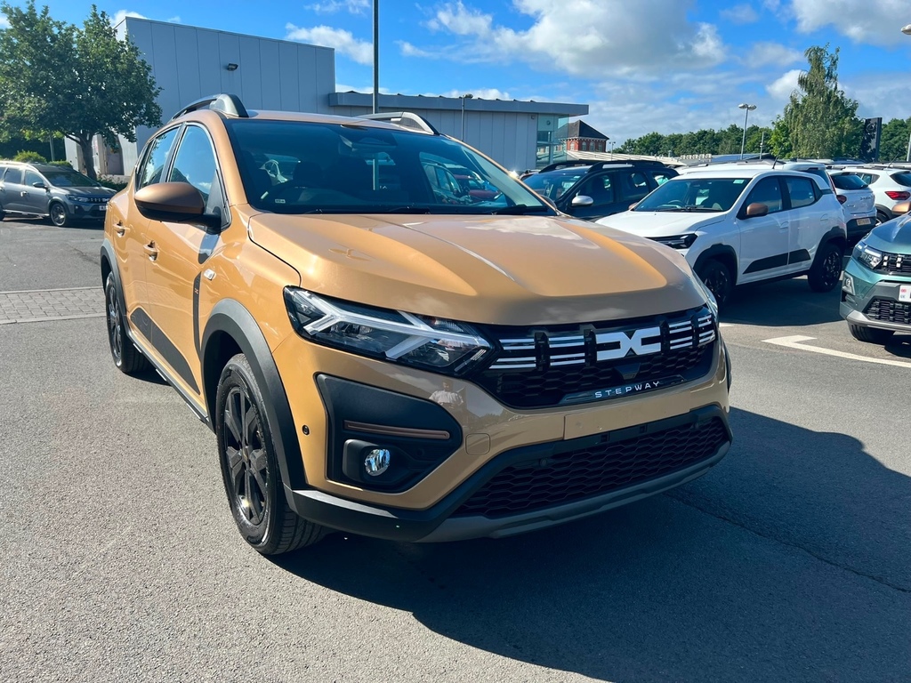 Dacia Sandero Stepway 1.0 Tce Extreme Beige