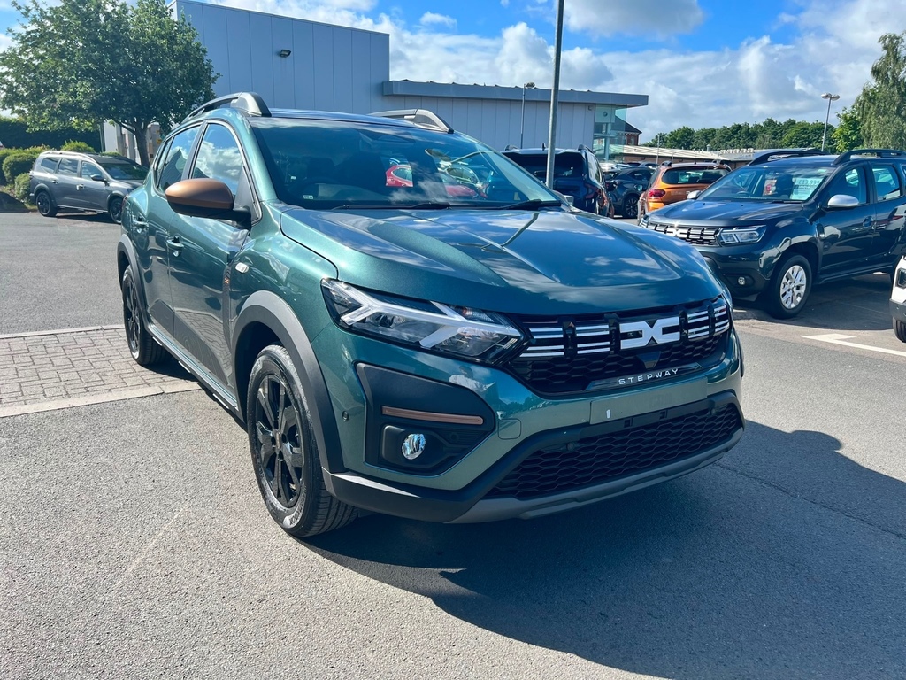 Dacia Sandero Stepway 1.0 Tce Extreme Green