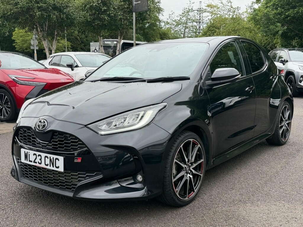 Toyota Yaris 1.5 Hybrid Gr Sport Cvt Black #4