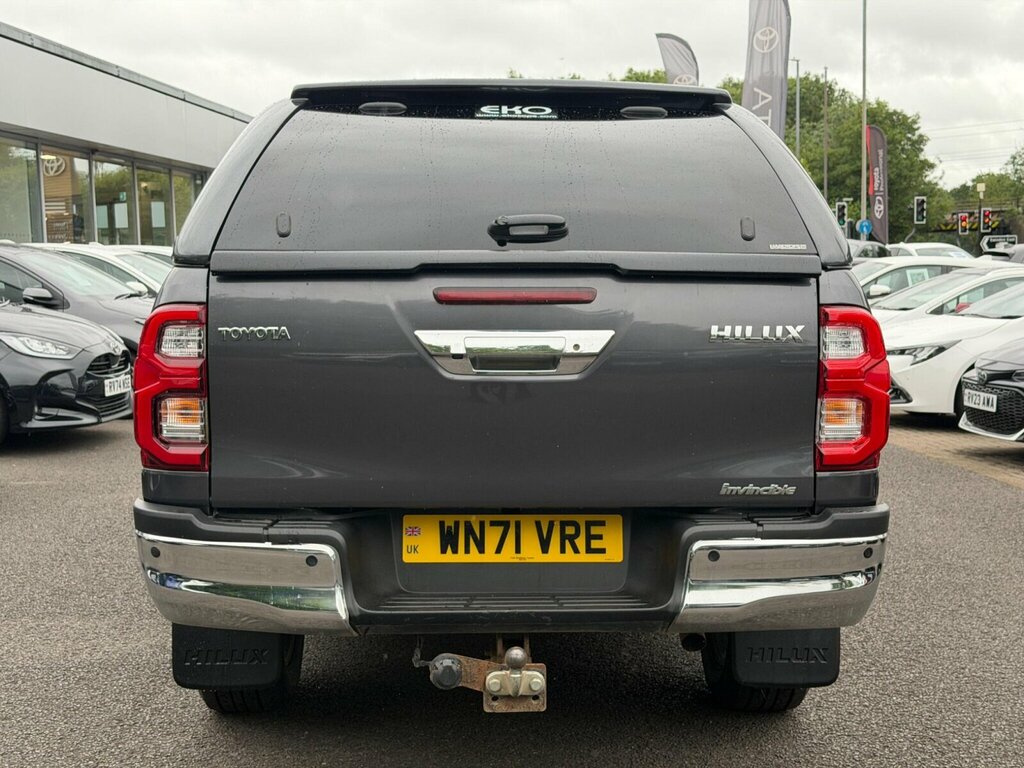 Toyota HILUX Invincible D Cab Pick Up 2.8 D-4d Blue #23