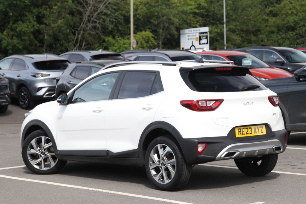 Kia Stonic 1.0T Gdi 99 Gt-line RE23AYZ White #3