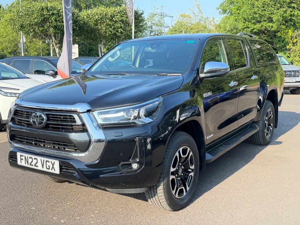 Toyota HILUX Invincible Dcab Pick Up 2.4 D-4d Black #4