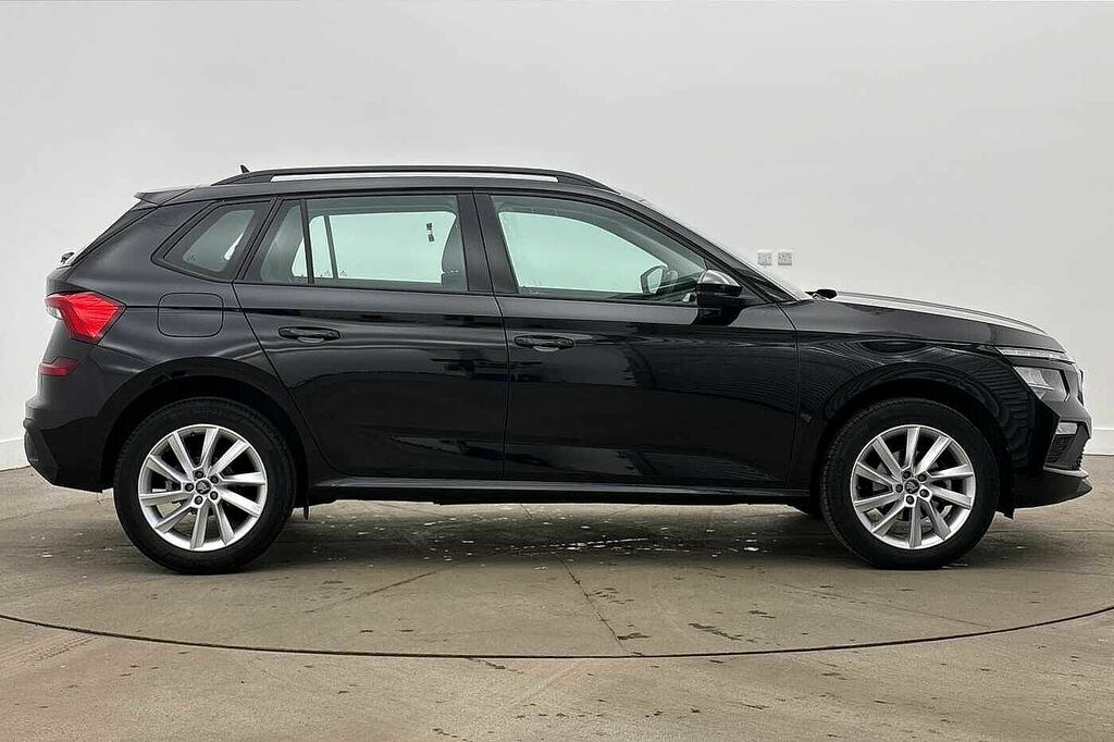 Skoda Kamiq 1.0 Tsi Se Edition GD25BPE Black #4