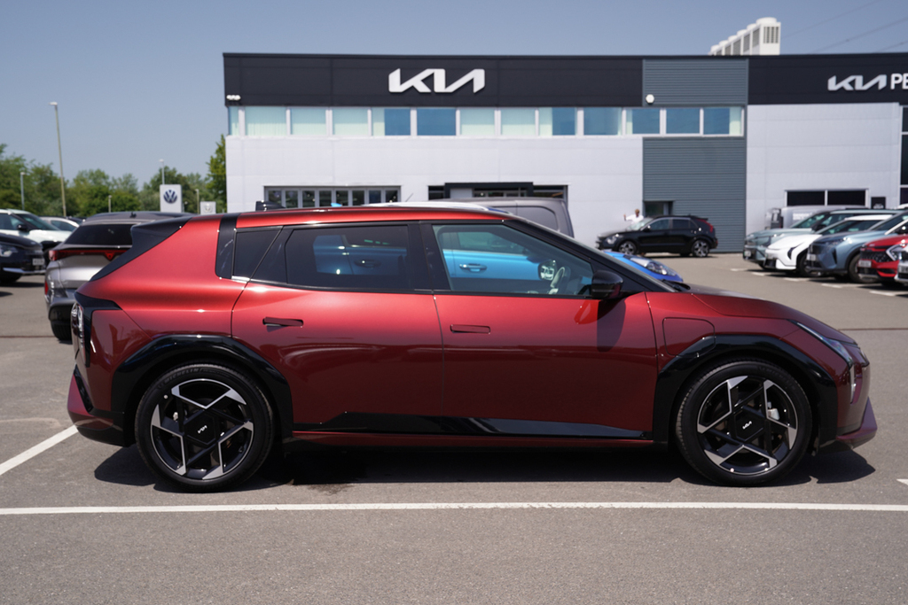 Kia EV4 150Kw Gt-line 81Kwh RV75XHK Red #4