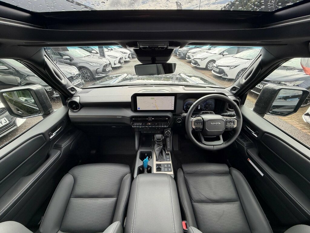 Toyota Land Cruiser 2.8 D-4d 48V 205 Invincible Pan Rf5 St Black #2