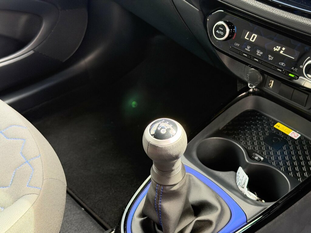 Toyota Aygo X Pure Silver #43