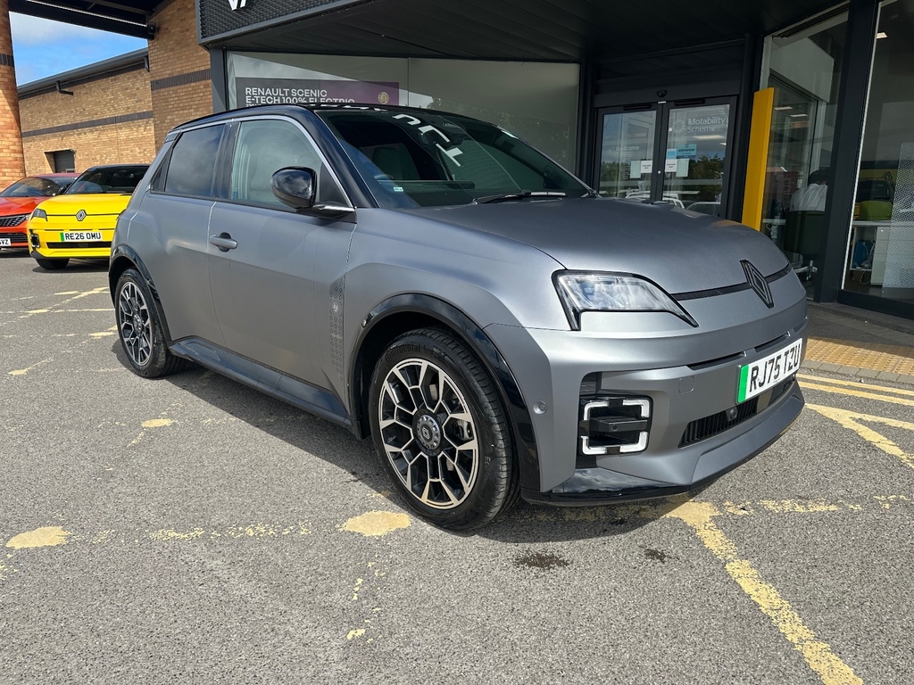 Renault 5 E-Tech 110Kw Roland Garros Comfort Range 52Kwh 