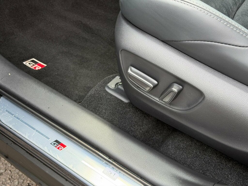 Toyota Rav 4 2.5 Phev Design  #16