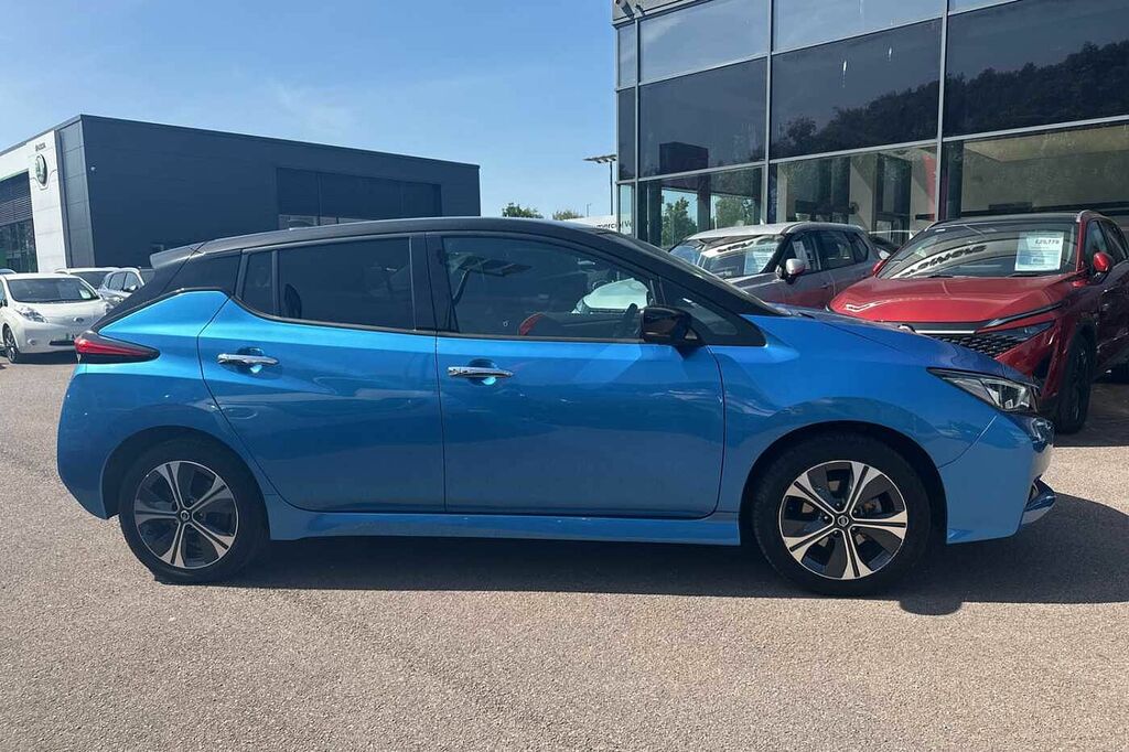 Nissan Leaf 160Kw E Tekna 62Kwh Grey #4