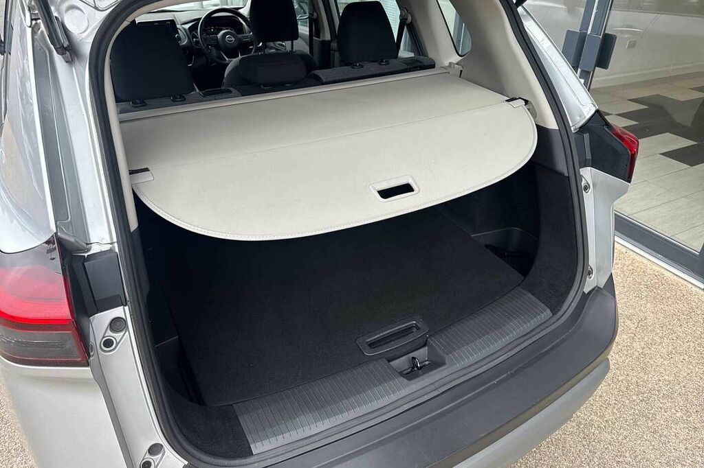 Nissan X-Trail Tekna Grey #26