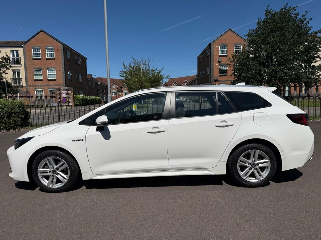 Toyota Corolla 1.8 Vvt-i Hybrid Icon Tech Cvt DG20XGH White #4