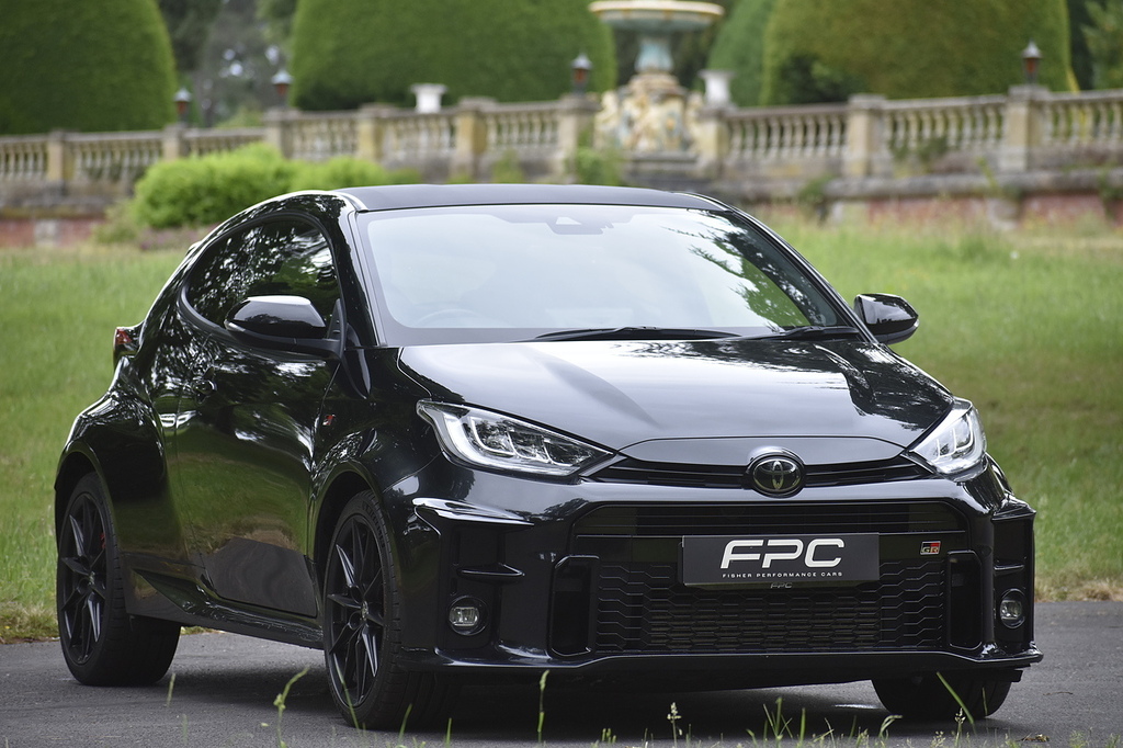 Toyota Yaris 1.6T Gr Circuit Hatchback Awd Eu CP21RRZ Black #2
