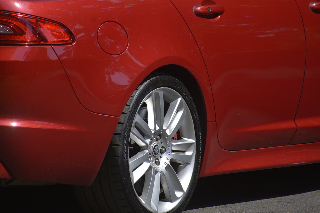 Jaguar XF 2.2D Premium Luxury Black #22