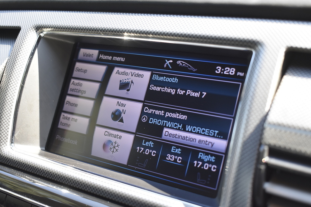 Jaguar XF 2.2D Premium Luxury Black #36