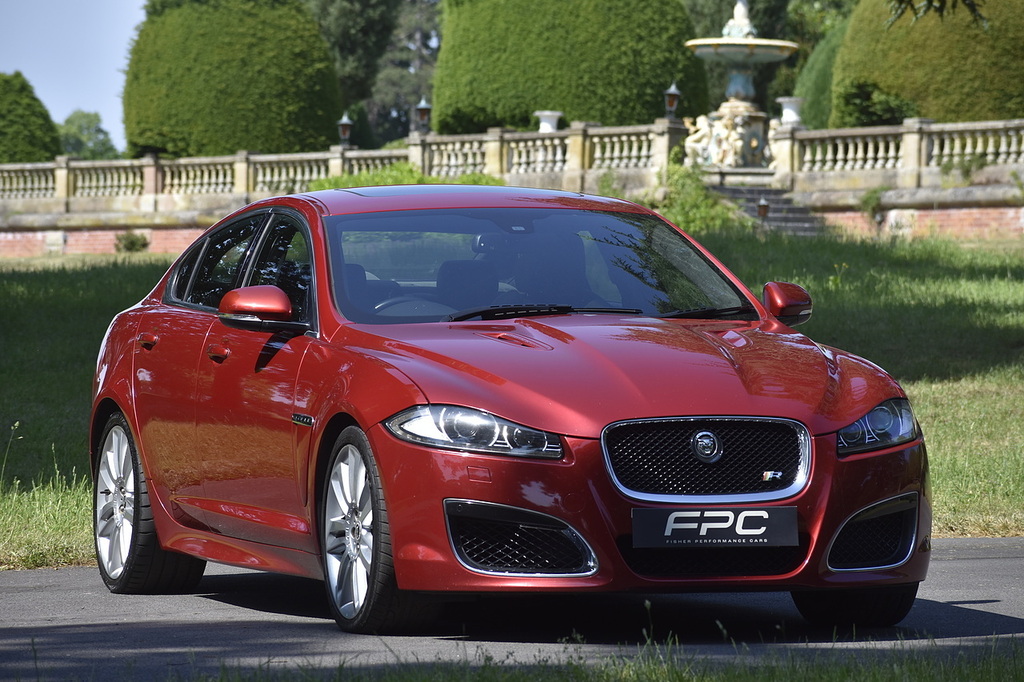 Jaguar XF 2.2D Premium Luxury Black #2