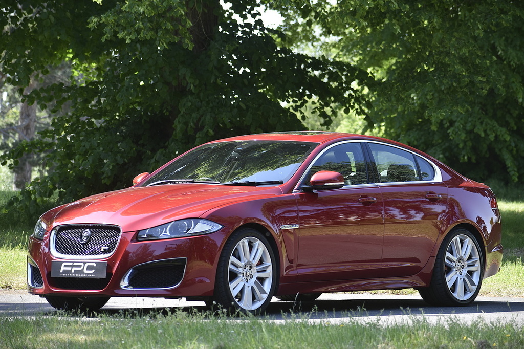 Jaguar XF 2.2D Premium Luxury Black #6