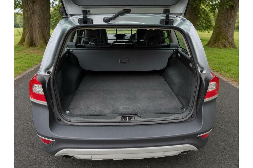 Volvo XC70 Xc70 Se Nav D4 Blue #9