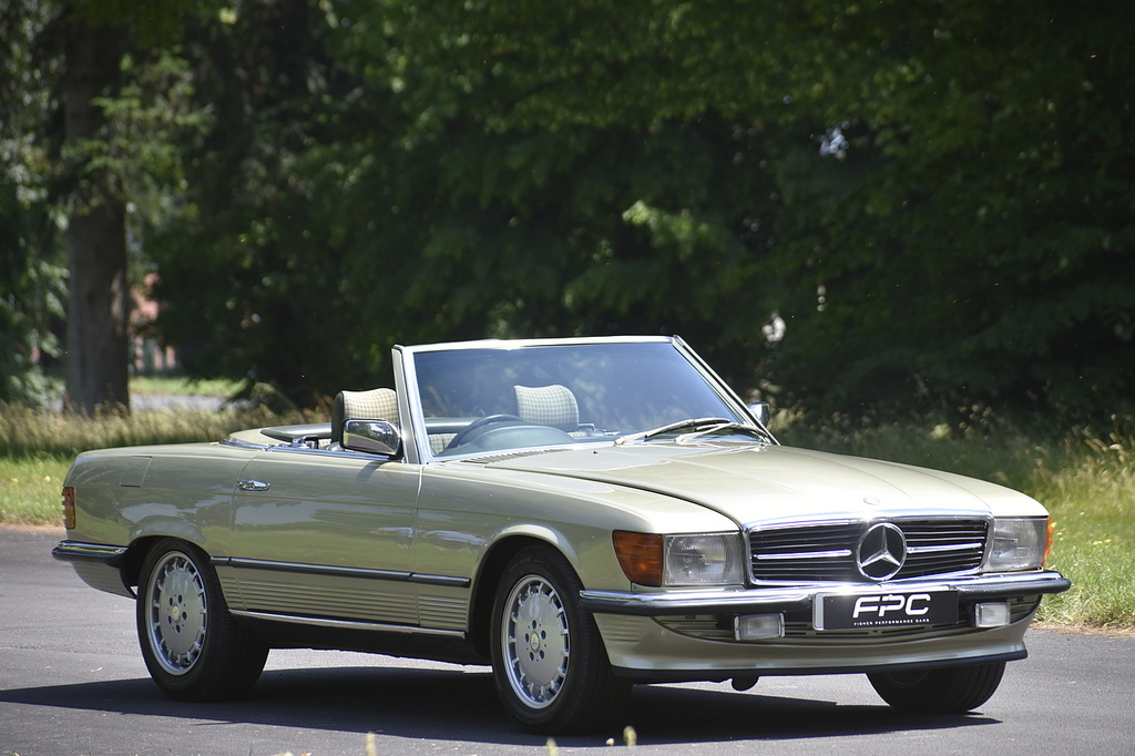 Mercedes-Benz SL Class 280 White #12