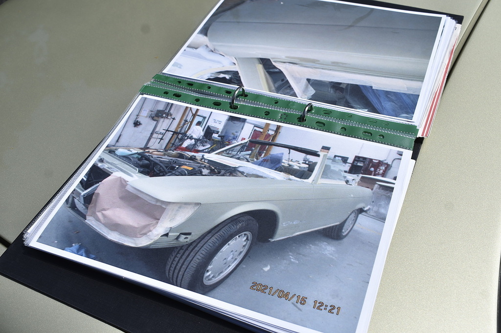 Mercedes-Benz SL Class 280 White #33