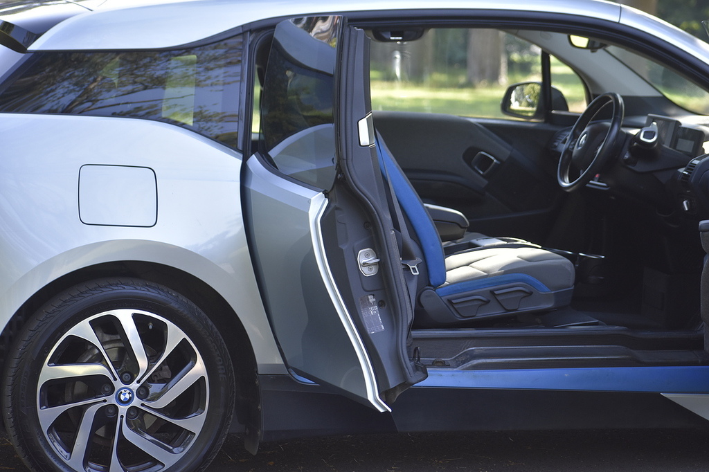 BMW i3 2016 33Kwh Hatchback Plug-in Hybrid Aut  #27