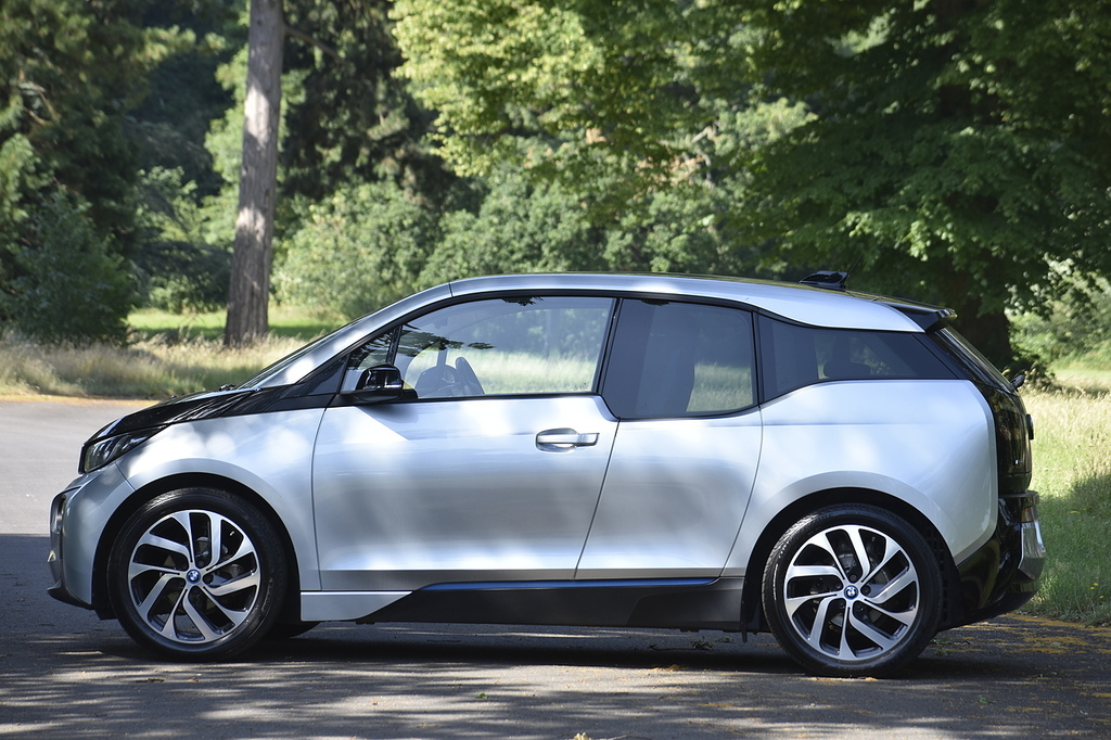 BMW i3 2016 33Kwh Hatchback Plug-in Hybrid Aut  #13
