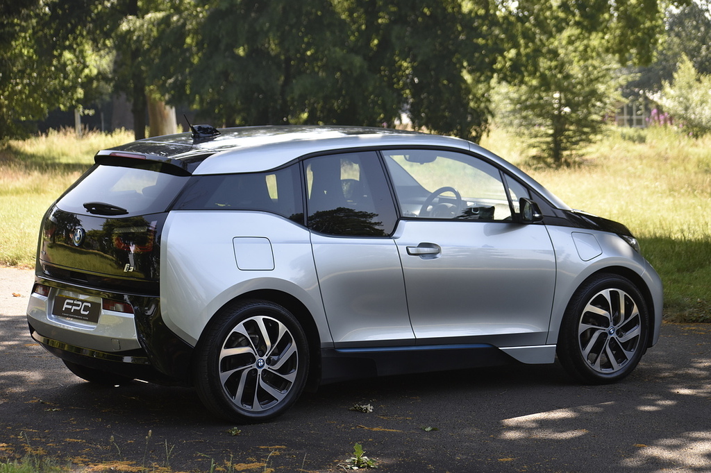 BMW i3 2016 33Kwh Hatchback Plug-in Hybrid Aut  #23