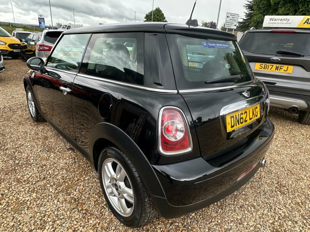 Mini Hatch 1.6L One D DN62LKG Black #6