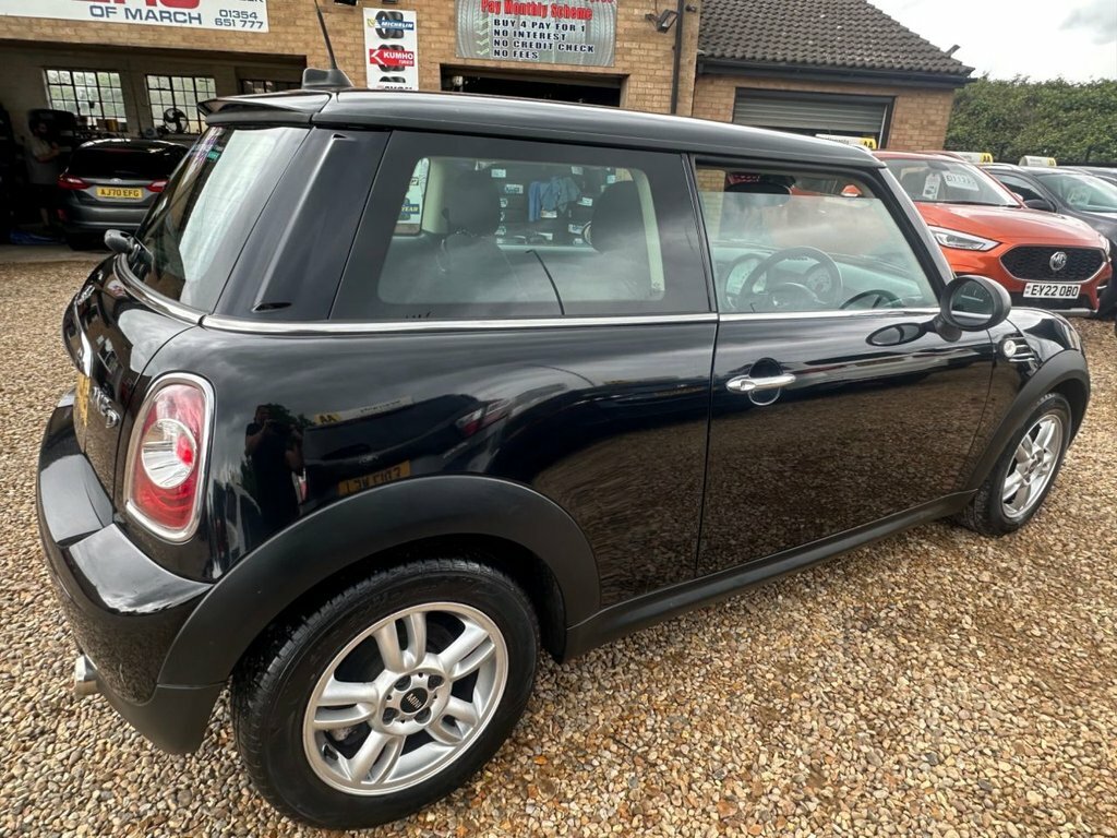 Mini Hatch 1.6L One D DN62LKG Black #3