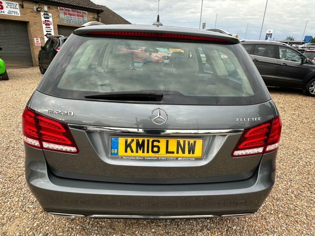 Mercedes-Benz E Class 2.1L Se Grey #6