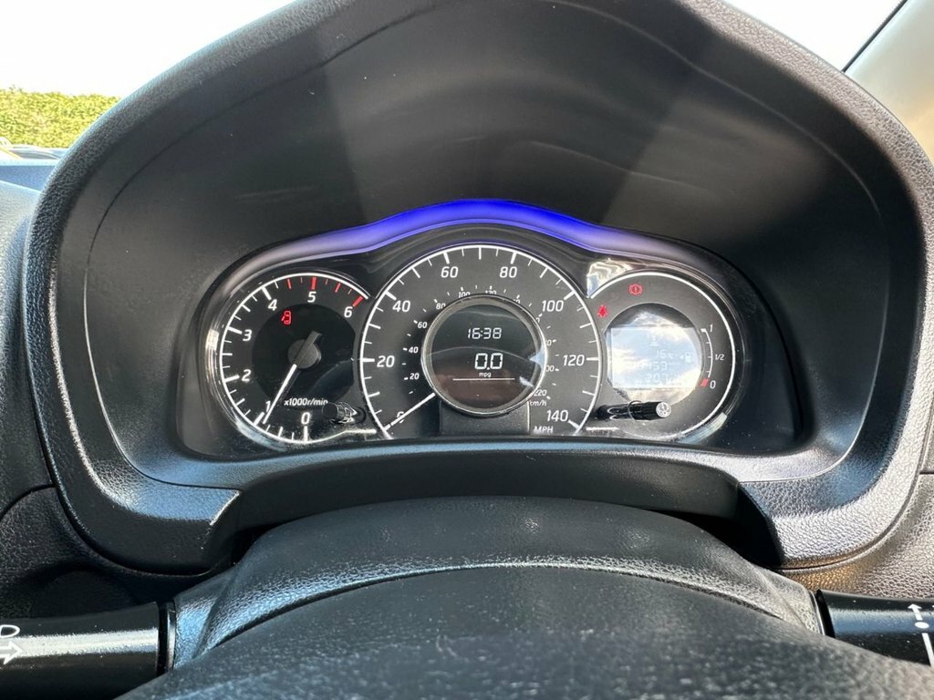 Nissan Note Acenta 109 Gkm, 79 Bhp White #37