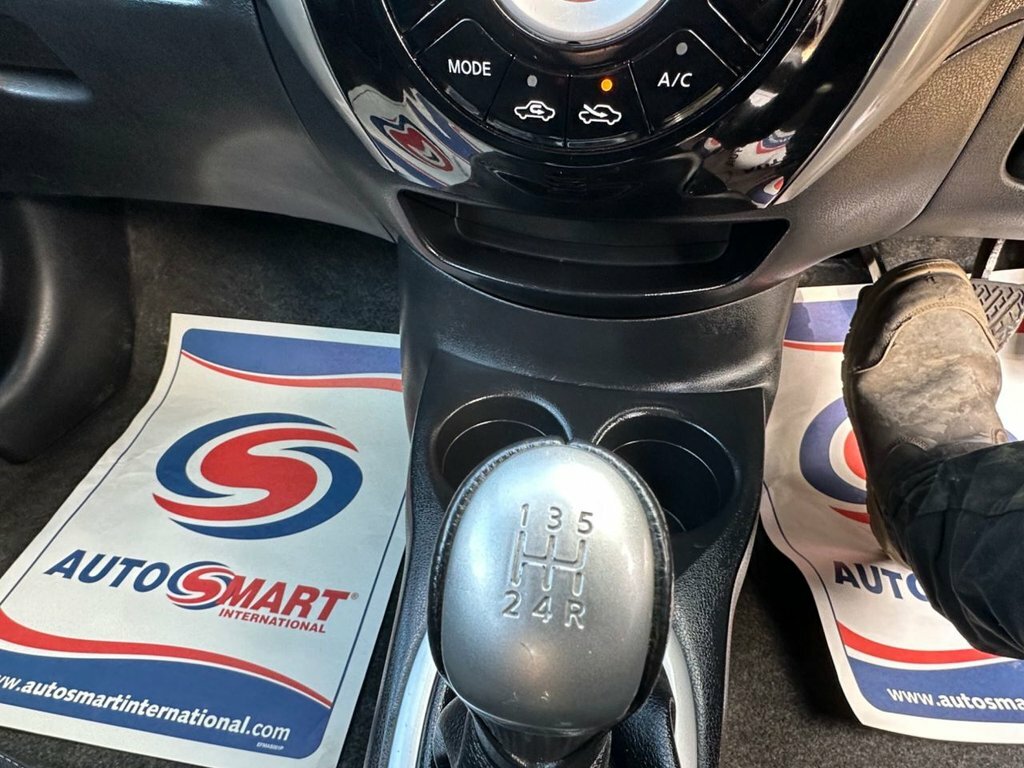 Nissan Note Acenta 109 Gkm, 79 Bhp White #32