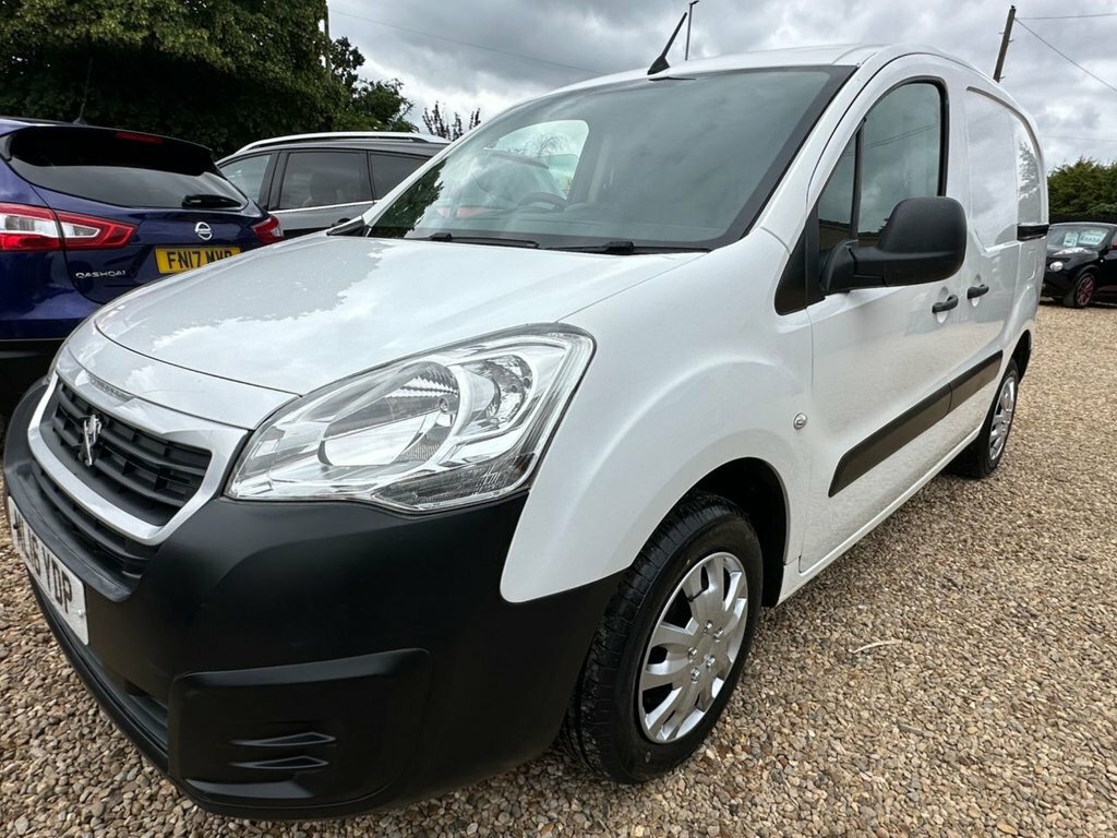 Peugeot Partner 1.6L Professional White