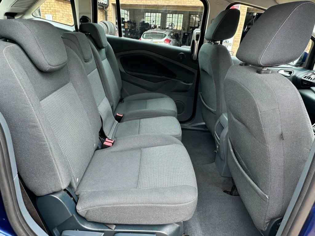 Ford Grand C-Max 2.0 Tdci Titanium Mpv Powershift Euro 5 White #38