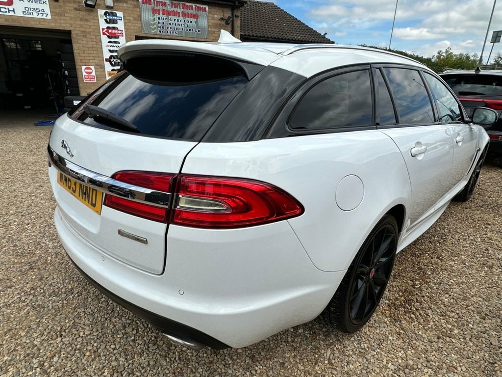 Jaguar XF 2.2L R-sport White #3