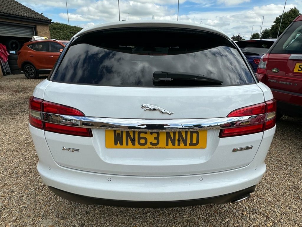 Jaguar XF 2.2L R-sport White #6