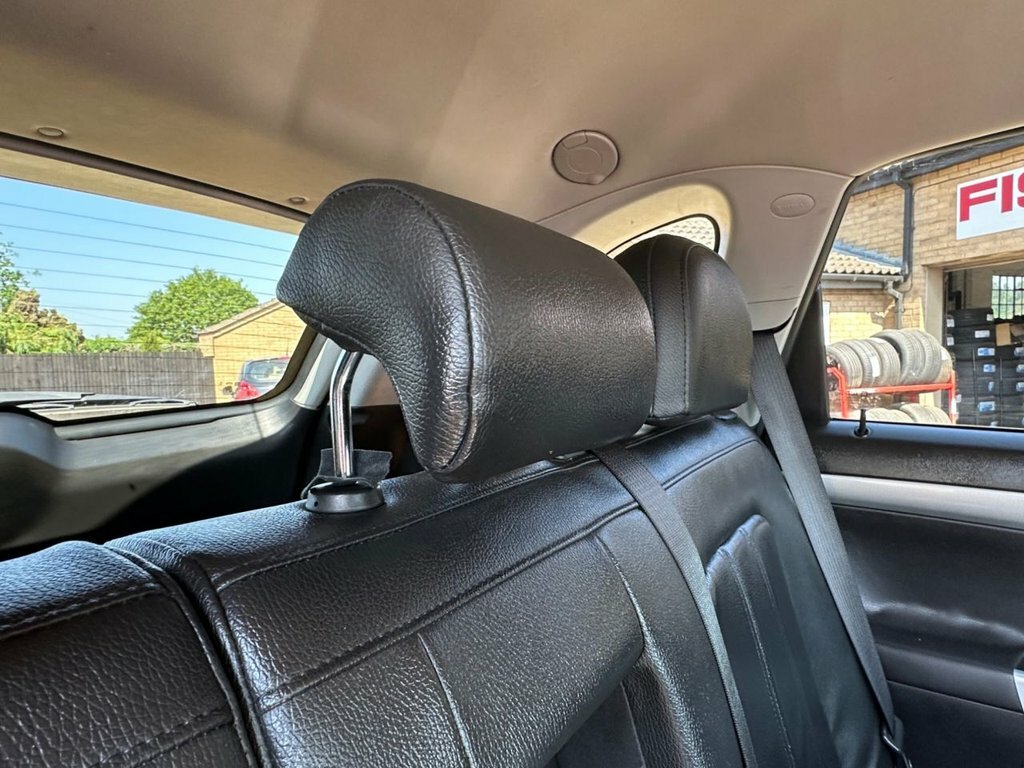 Vauxhall Antara Diamond Cdti Ss White #45